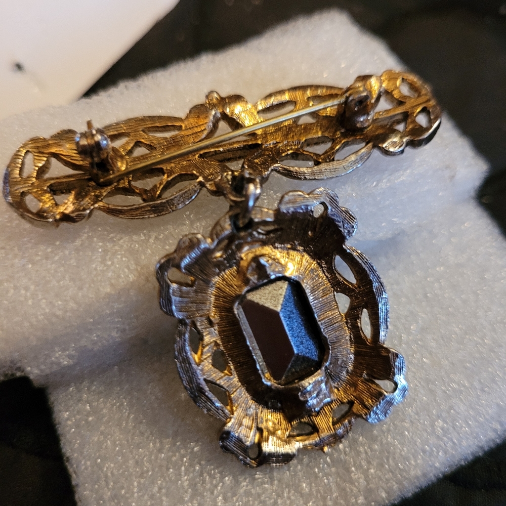 Earring/Lapel Pin Set - Picture 3 of 6